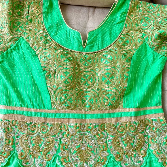 Indian anarkali chudi set - Picture 5 of 14
